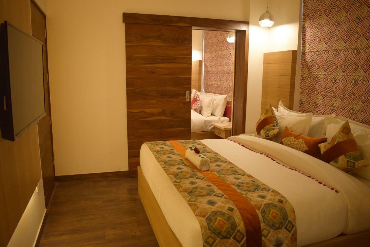One Earth Gg Regency Hotel Амритсар Екстериор снимка