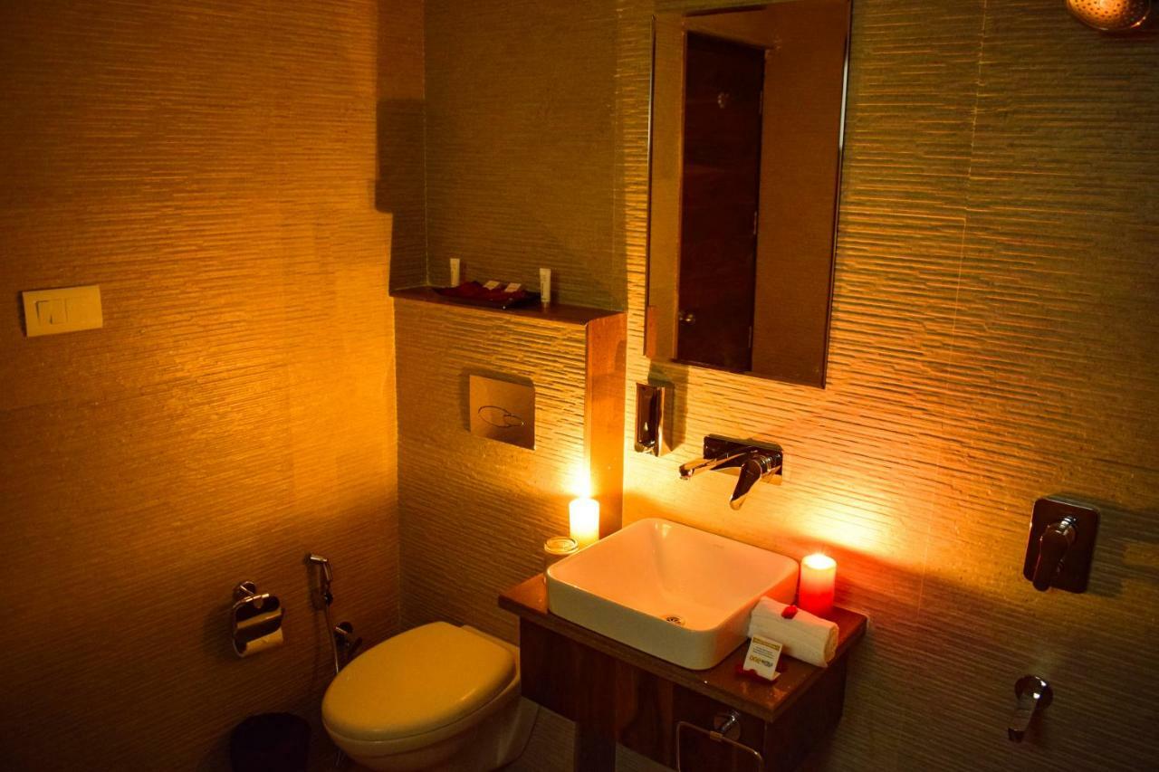 One Earth Gg Regency Hotel Амритсар Екстериор снимка